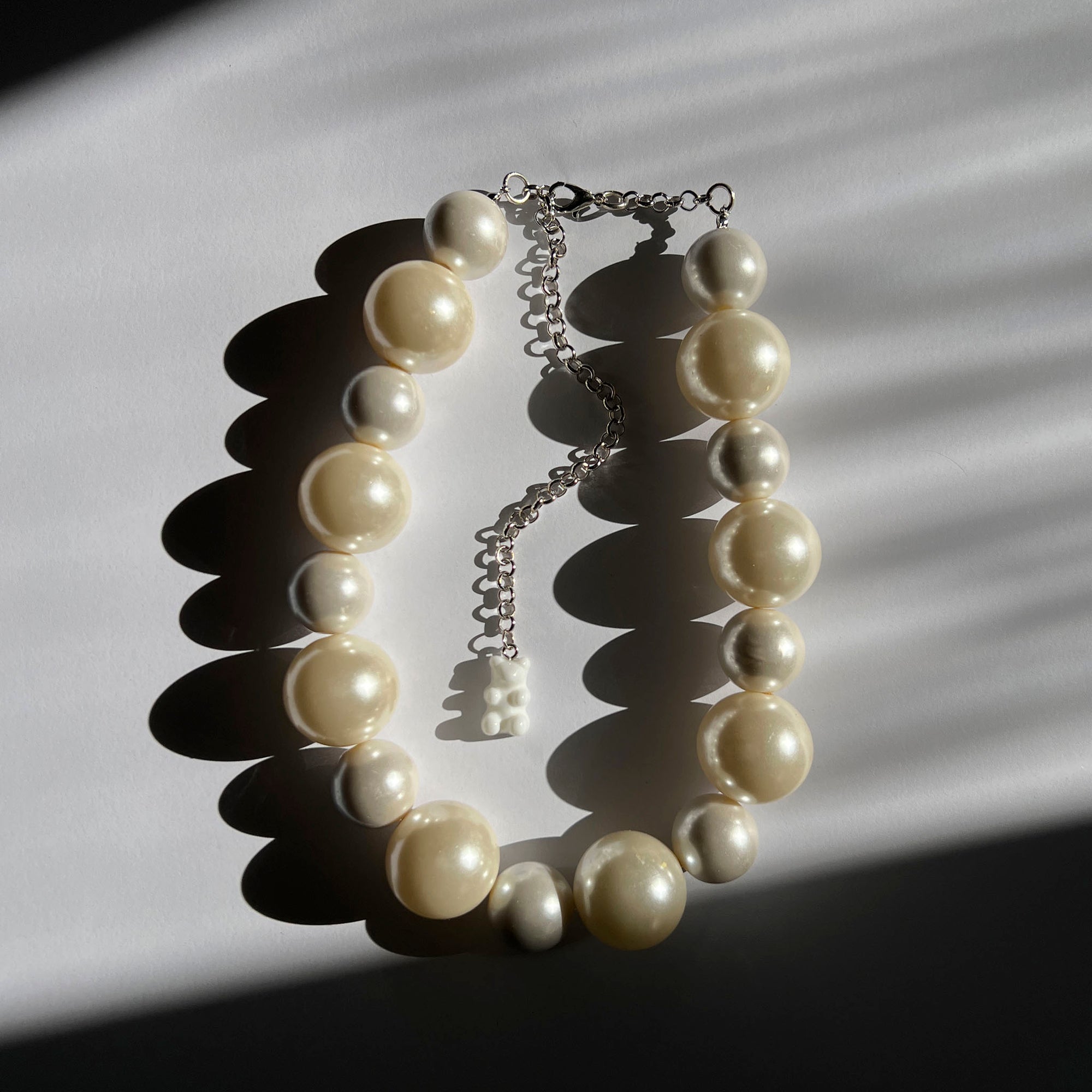 White necklace