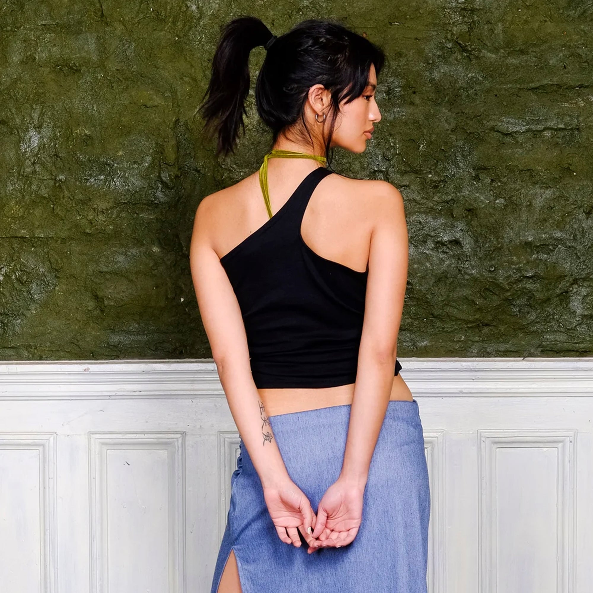 Asymmetrical top